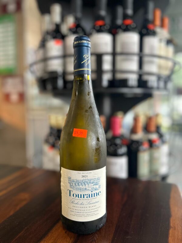 Touraine Sauvignon Blanc 2021 from Val de Loire with bridge illustration